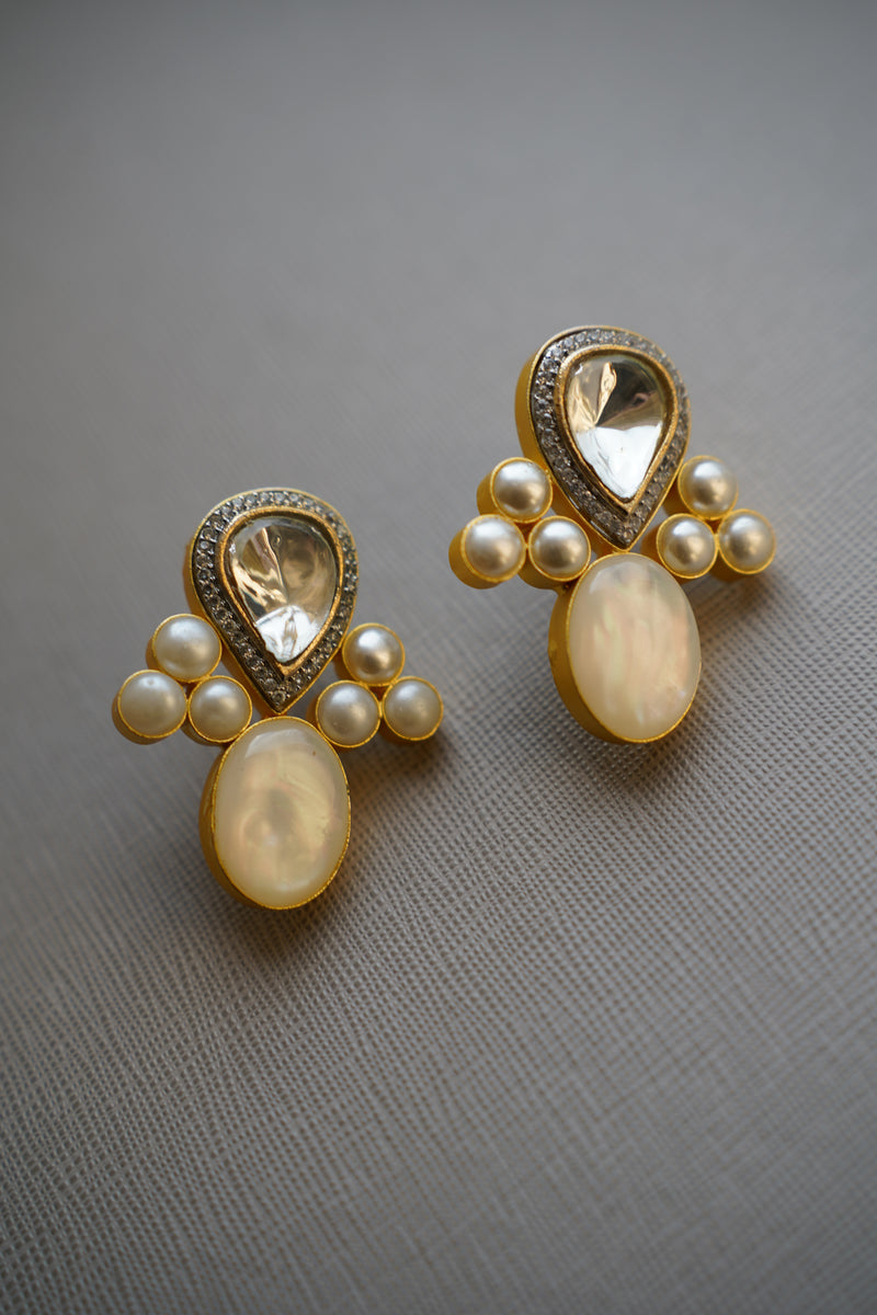 Pearl Detailed Earrings